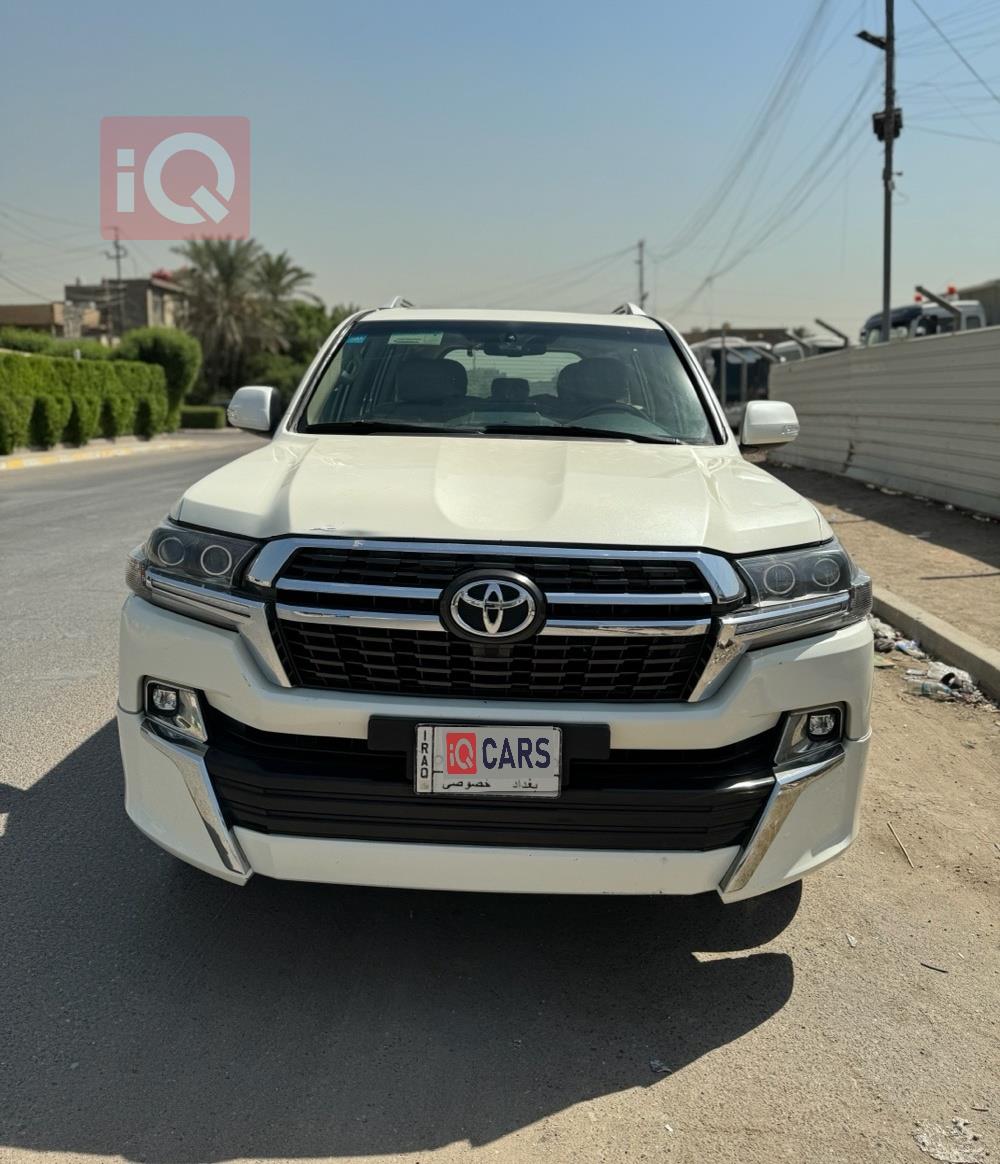 تويوتا لاندكروزر